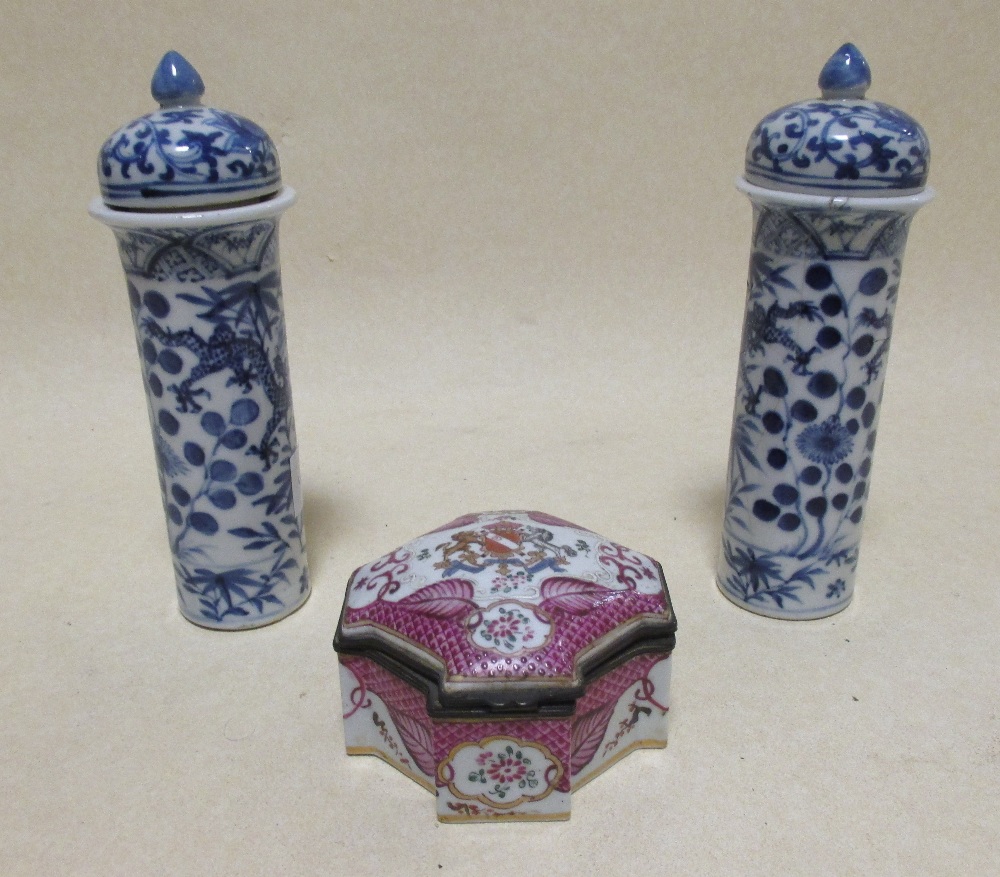 A Samson armorial porcelain box, 10cm wide, and two cylindrical Chinese vases (one damaged) 19cm - Image 2 of 4