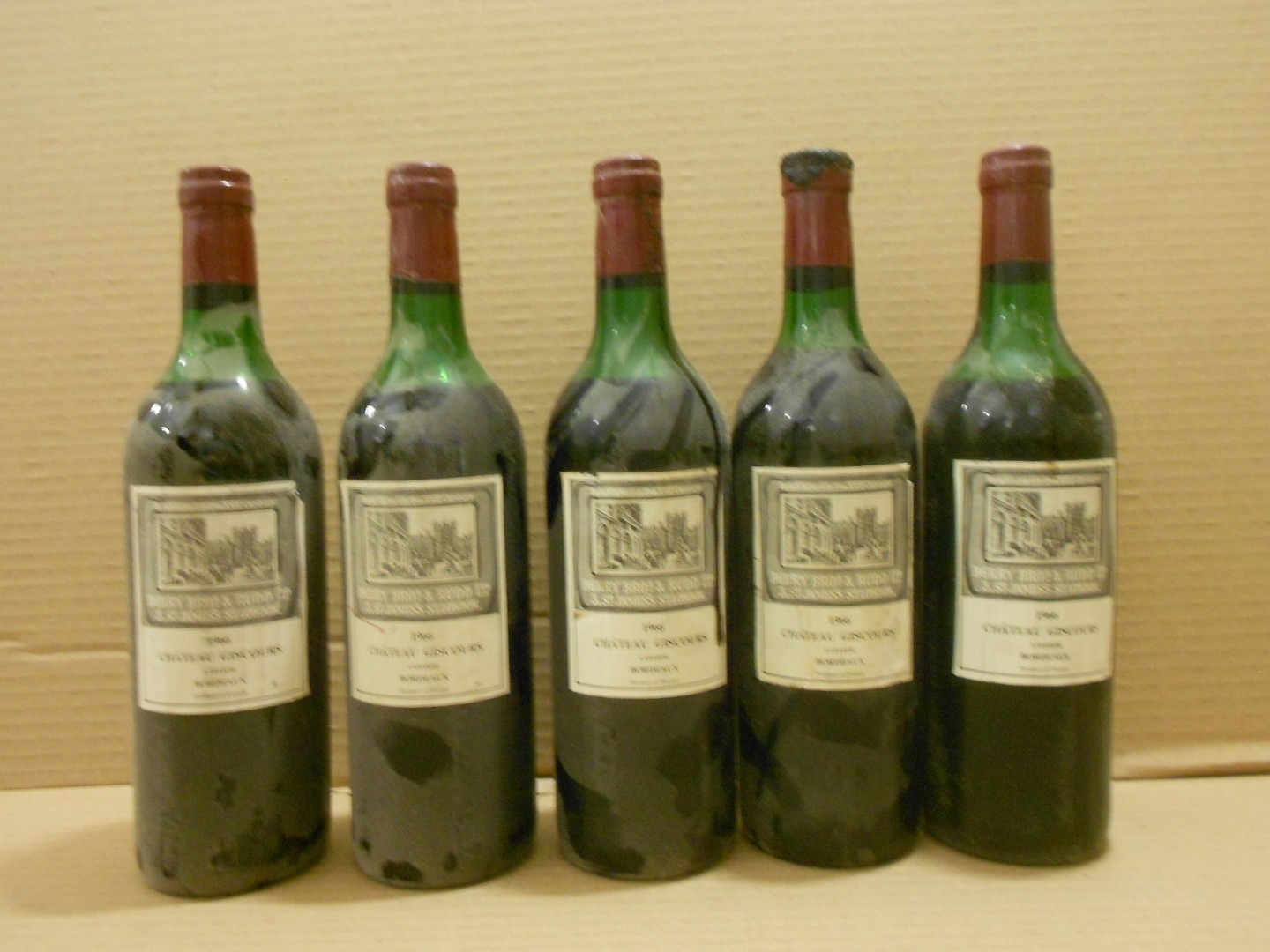 Chateau Giscours, Margaux 3eme Cru 1966, eleven bottles, Berry Brothers labels, levels vary. Removed - Image 2 of 2