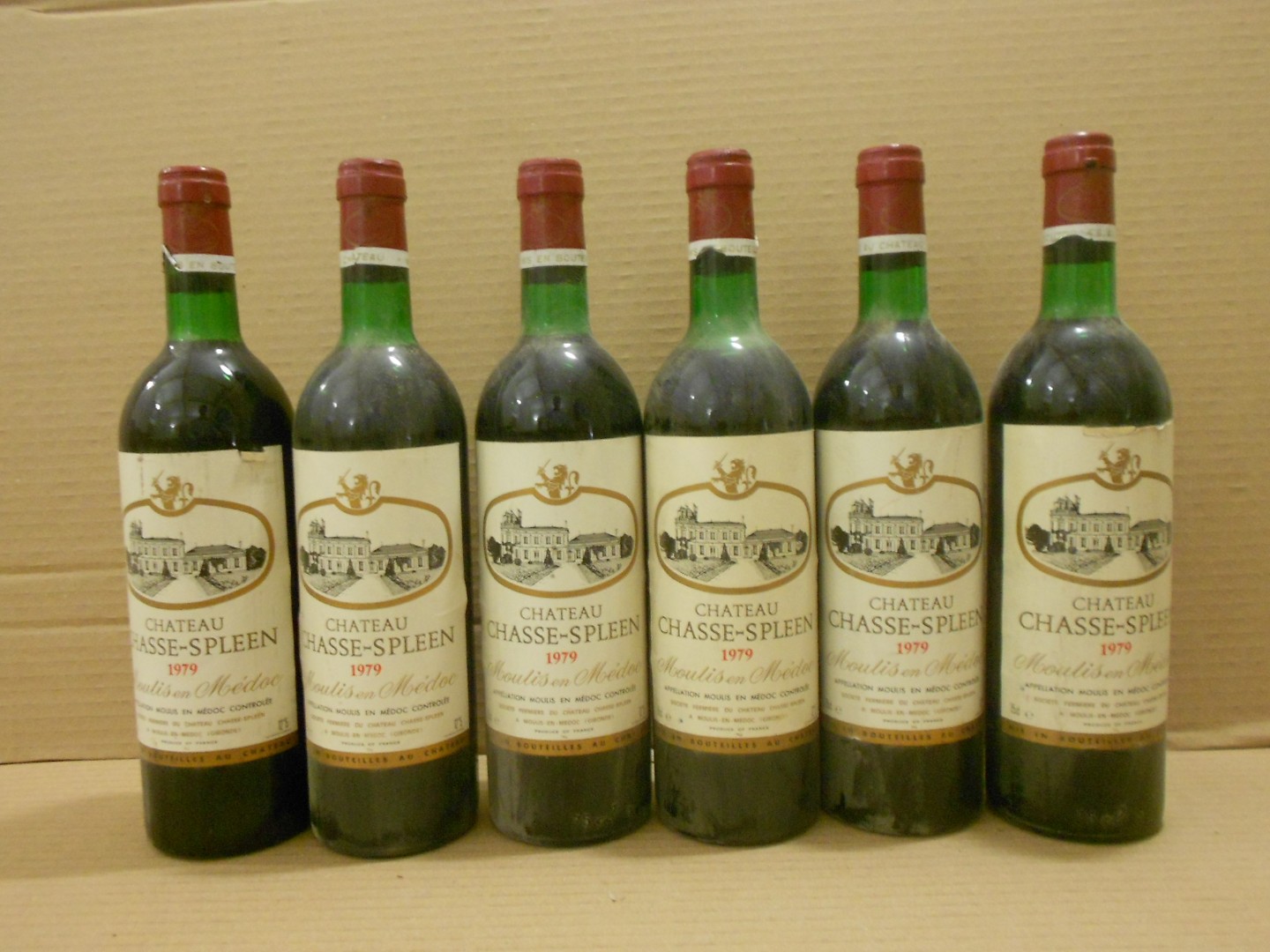 Chateau Chasse Spleen, Moulis en Medoc 1979, twelve bottles. Removed from a college cellar