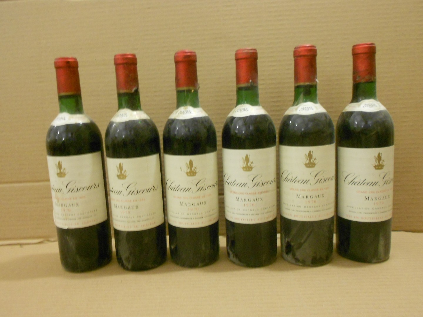 Chateau Giscours, Margaux 3eme Cru 1970, twelve bottles. Removed from a college cellar