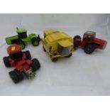 Four Ertl & Ros die-cast tractor units, Case IH 9150 duals, New Holland Combine, Massey Ferguson