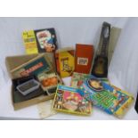 A selection of assorted games and puzzles, etc.