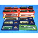 Hornby '00' gauge; R2203 BR 4-6-2 Class A4 Locomotive 60024 'Kingfisher'; R2204 BR 4-6-2 35020 '