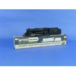 Wren '00' gauge W2224 2-8-0 Freight locomotive and tender, No.48073, in B.R. black, boxed. THIS