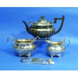 An Edwardian silver Teapot, by Walker & Hall, hallmarked Sheffield, 1903, of ovoid form with