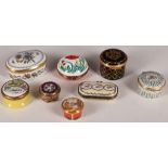 Various Halcyon Days and other enamel pill pots. (8)