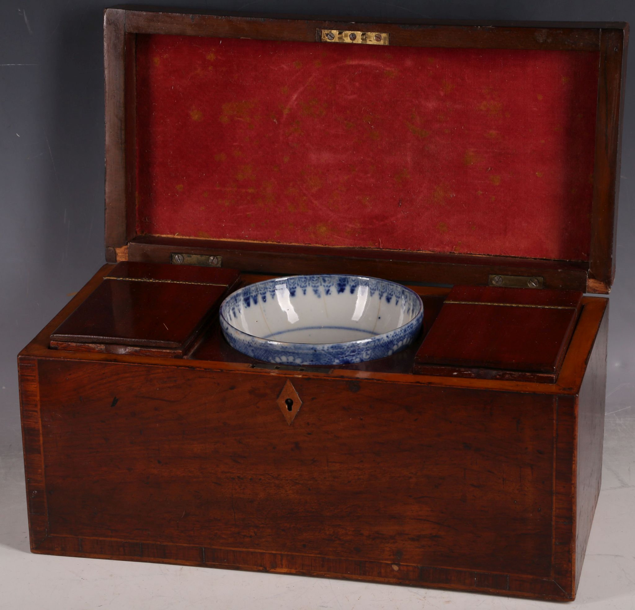 A 19th Century mahogany and crossbanded tea caddy, the hinged lid opening to reveal a blue and white - Image 2 of 3