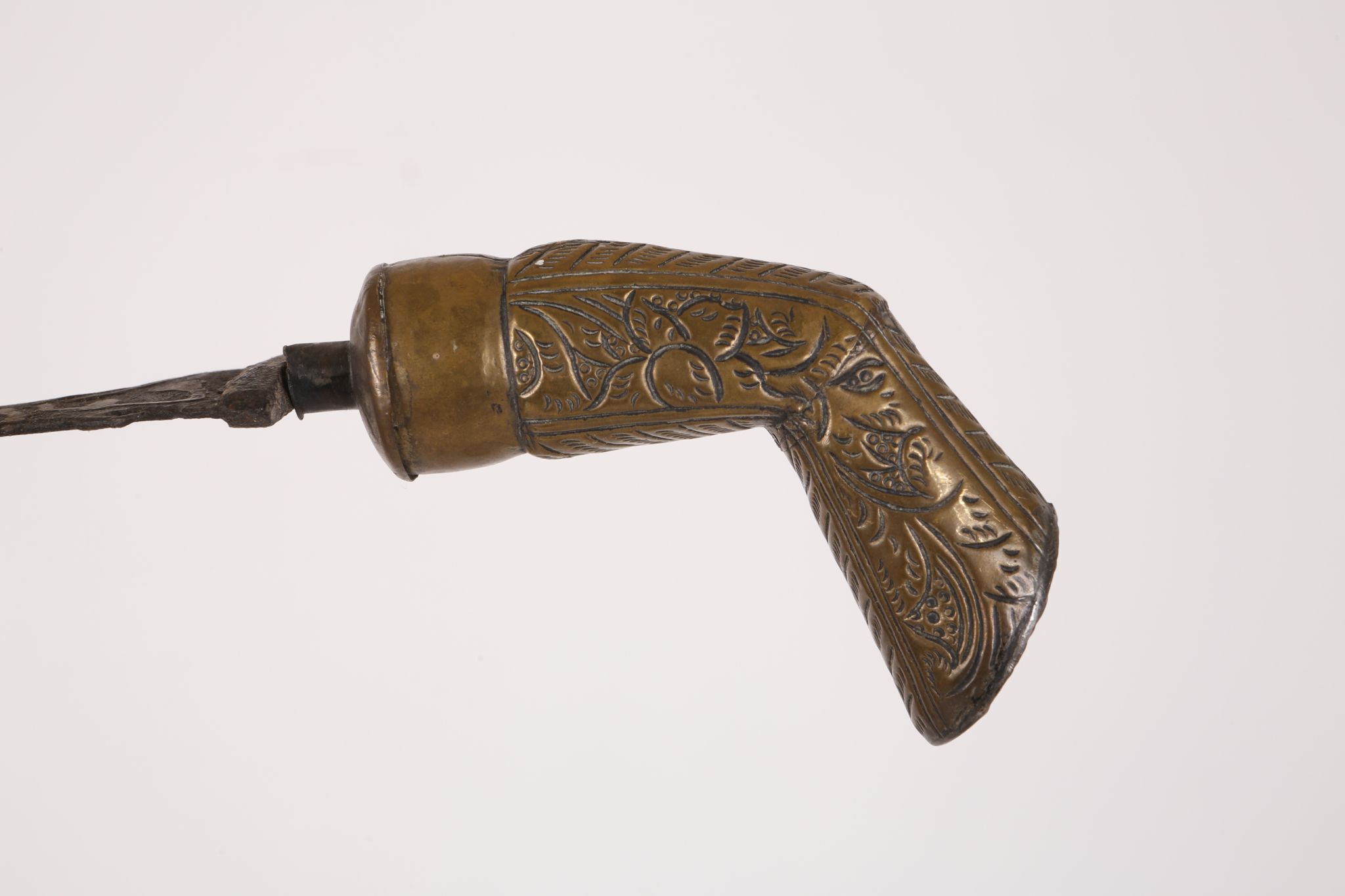 Malayan Kris, brass 'hoof' handle with leaf decoration, trailing branch decoration to 28.5cm - Image 5 of 8