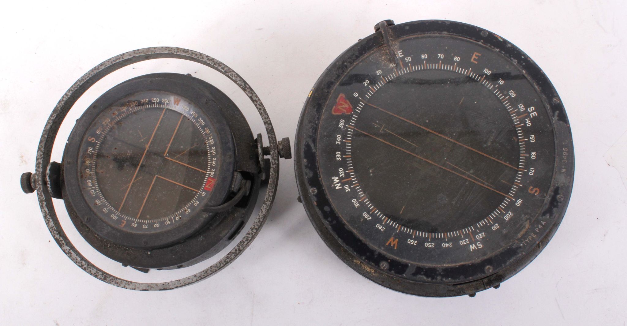 RAF WW2 aeroplane compass, type P11 as used in Spitfire and Hurricane planes, aperture approx. 9.2cm