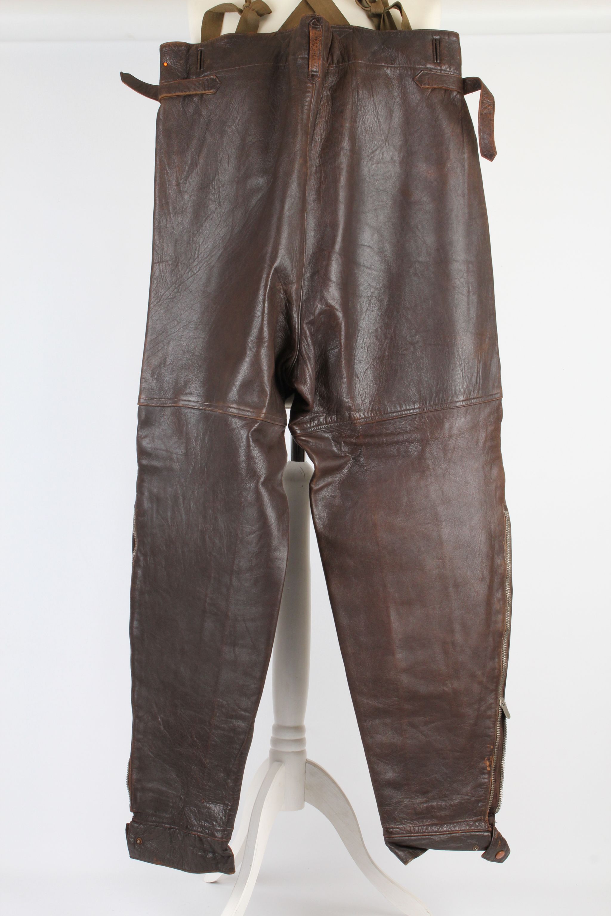 A pair of WW2, French leather flying trousers, H. Morel of St. Etienne, type 30, dated April 1939, - Image 2 of 2