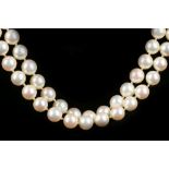 A uniform single row cultured pearl necklet, with 18ct ribbed wall clasp, 181 pearls, clasp hook (