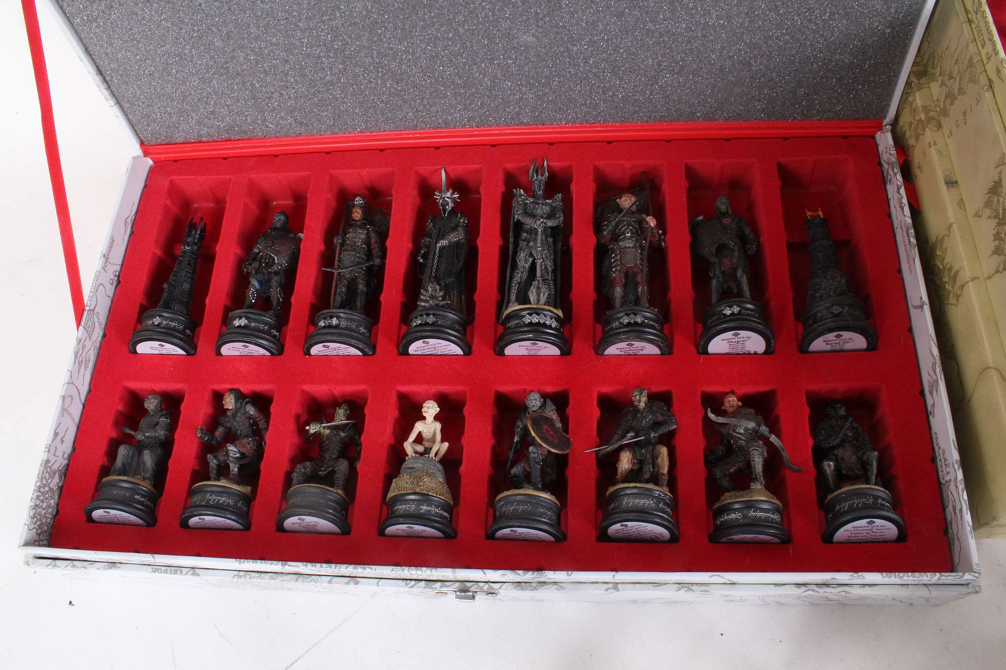 Three complete ‘Lord of the Rings’ Chess sets, by ©MMVI NLP, Inc., each set different (one set lacks - Image 6 of 8