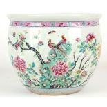 A LARGE CHINESE FAMILLE ROSE JARDINIÈRE. 
Late Qing. 
Decorated in bright enamels with a