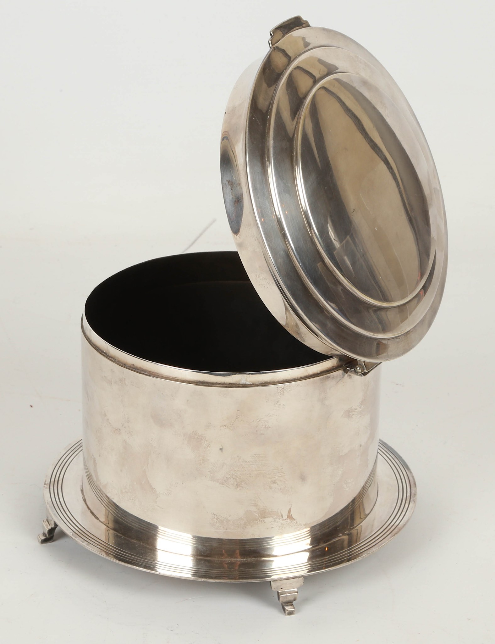 A mid 20th century Mappin & Webb silver plated biscuit barrel, designed by Keith Murray, circular - Image 4 of 4