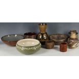 A small collection of studio pottery to include, bowls, pots and vases (9)