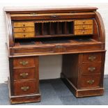 A Victorian mahogany cylinder desk with fitted interior, 122cm wide