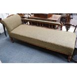Early 20th century metamorphic chaise lounge, green leaf flock upholstery, walnut spindle back