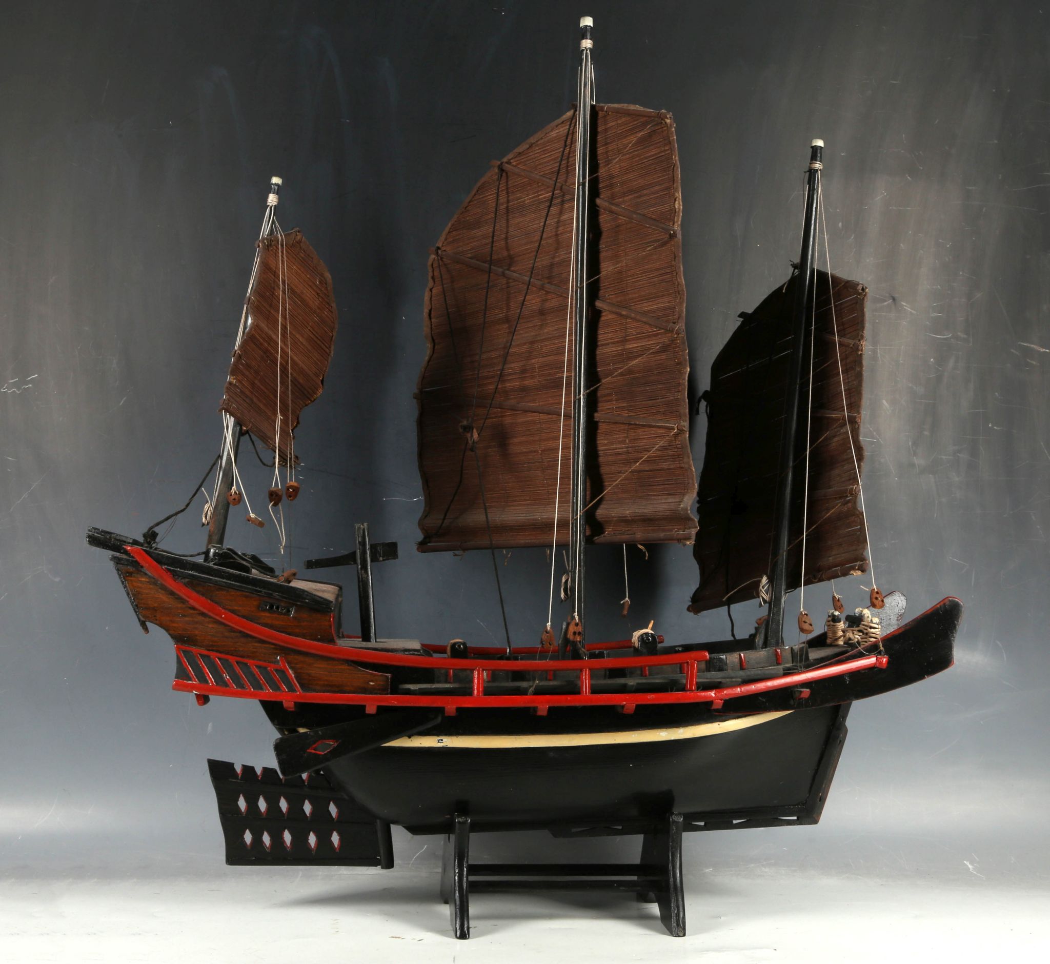 An early 20th century Chinese oriental hardwood model of sailing junk boat, c.1920s, in good general - Image 2 of 7