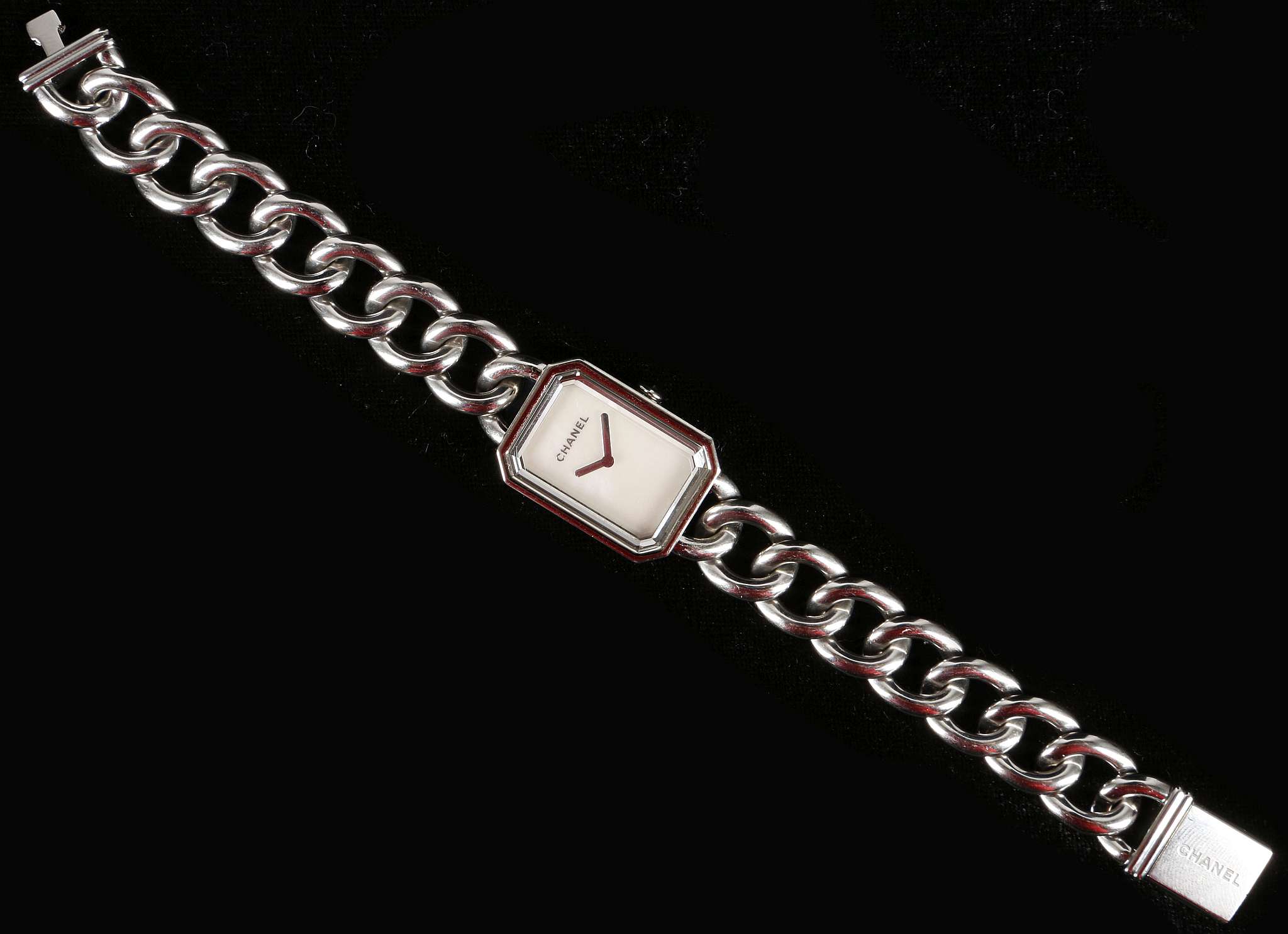 A ladies stainless steel Chanel 'premiere chain' d - Image 2 of 5
