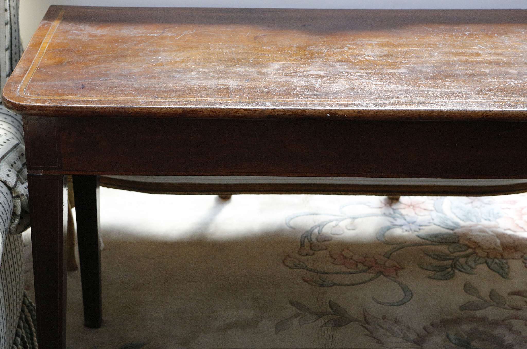 An Edwardian hall table, mahogany with satinwood cross banding, tapering box legs, 120.5cm wide - Image 2 of 2