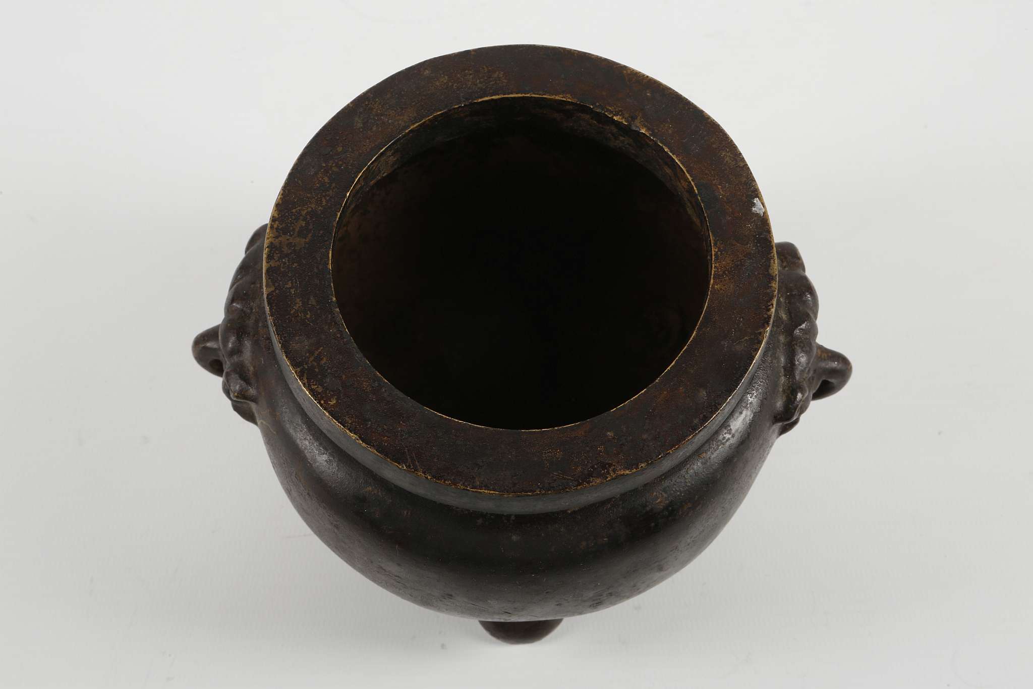 TWO CHINESE BRONZE CENSERS. Late Qing. Comprising a loop handled bronze with Xuande mark, together - Image 10 of 12