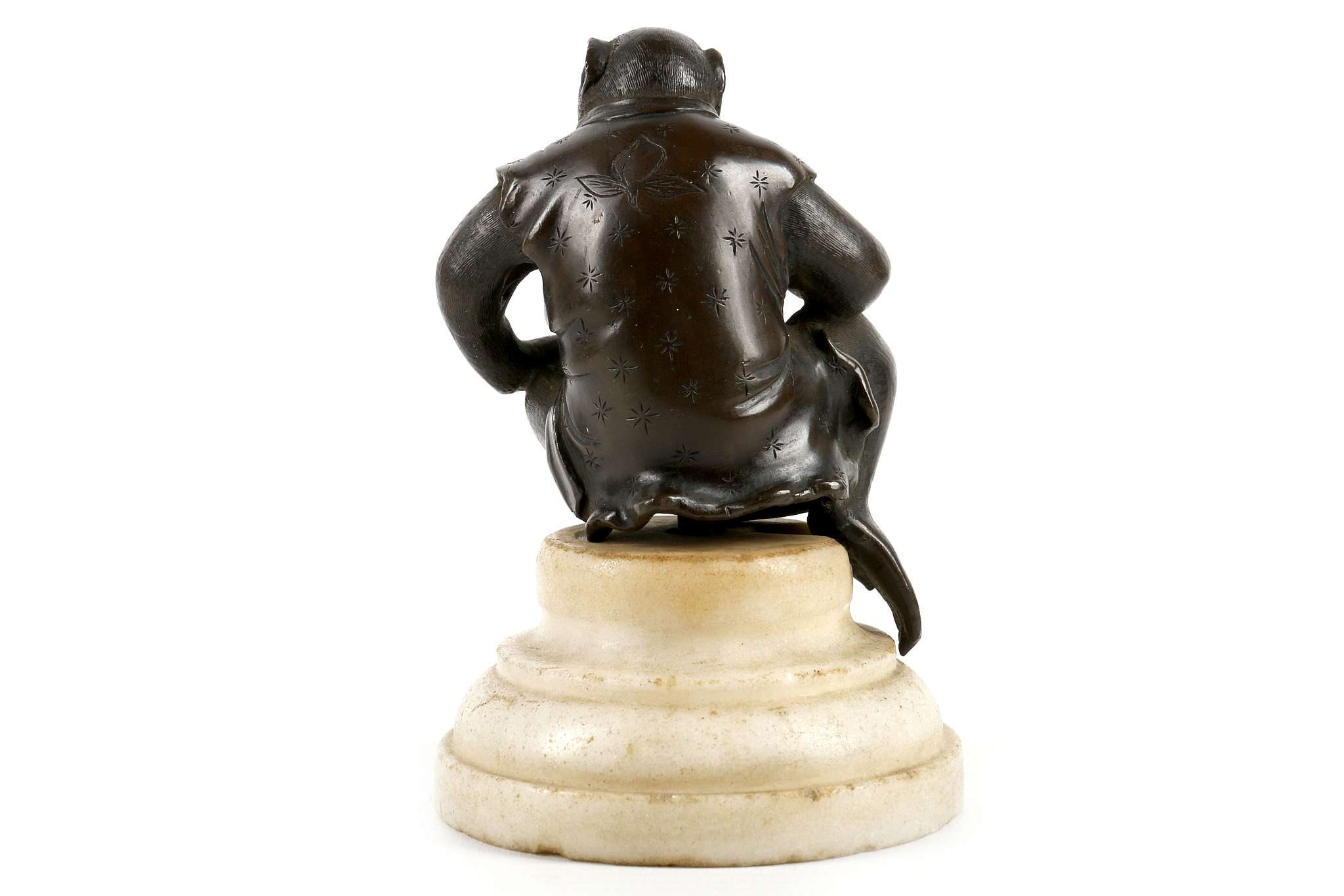 A JAPANESE BRONZE MODEL OF A SEATED MONKEY.  Late Meiji, 19th Century. The right knee raised - Image 3 of 6