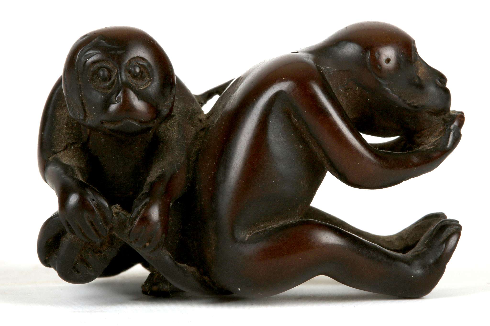 A JAPANESE BOXWOOD NETSUKE. Late Meiji.  Formed as - Image 2 of 7