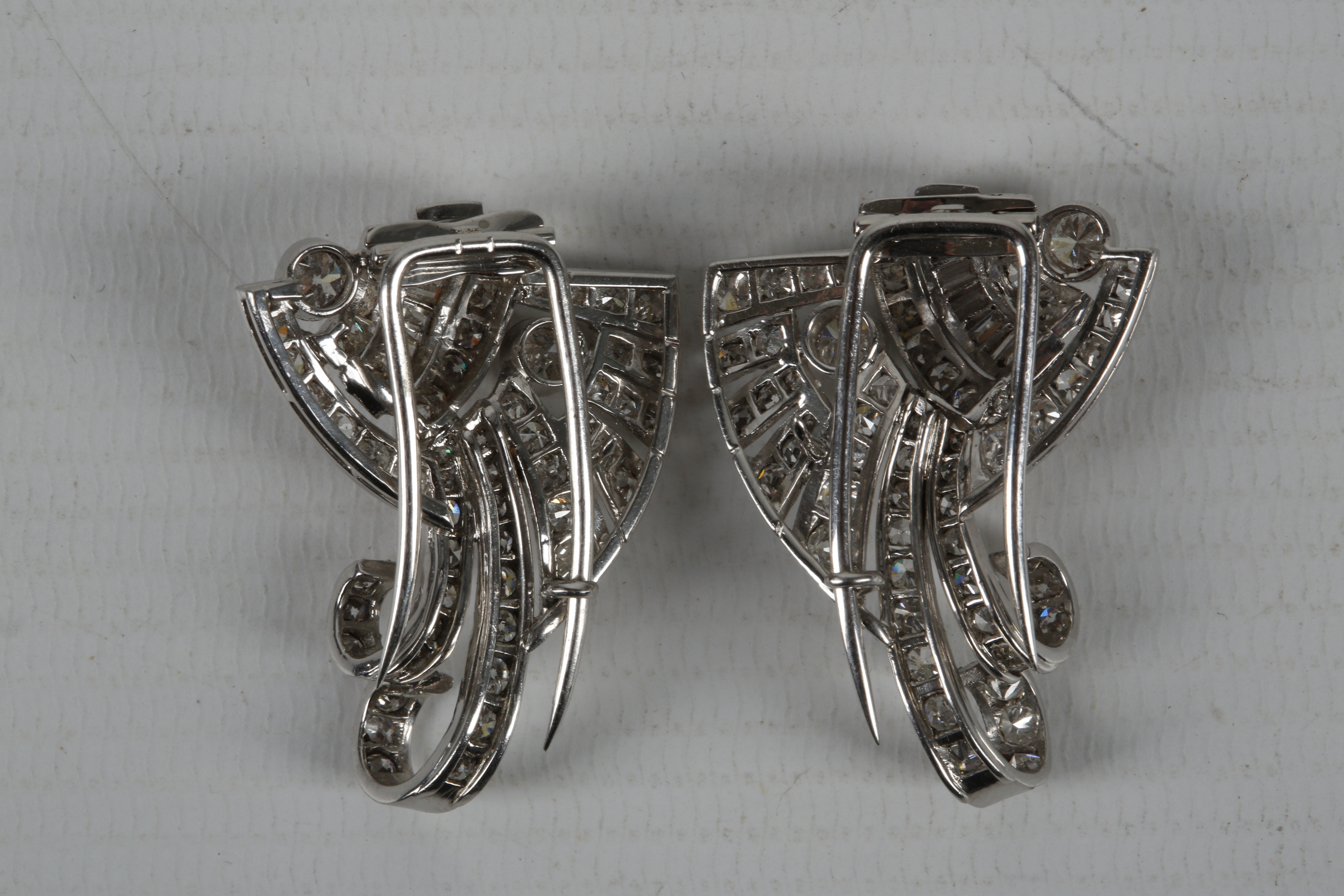 A platinum and diamond set pair of dress clips - Image 2 of 2