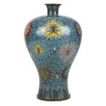 A CHINESE CLOISONNÉ ENAMEL MEIPING VASE. Qing Dynasty, early 19th Century. Decorated with