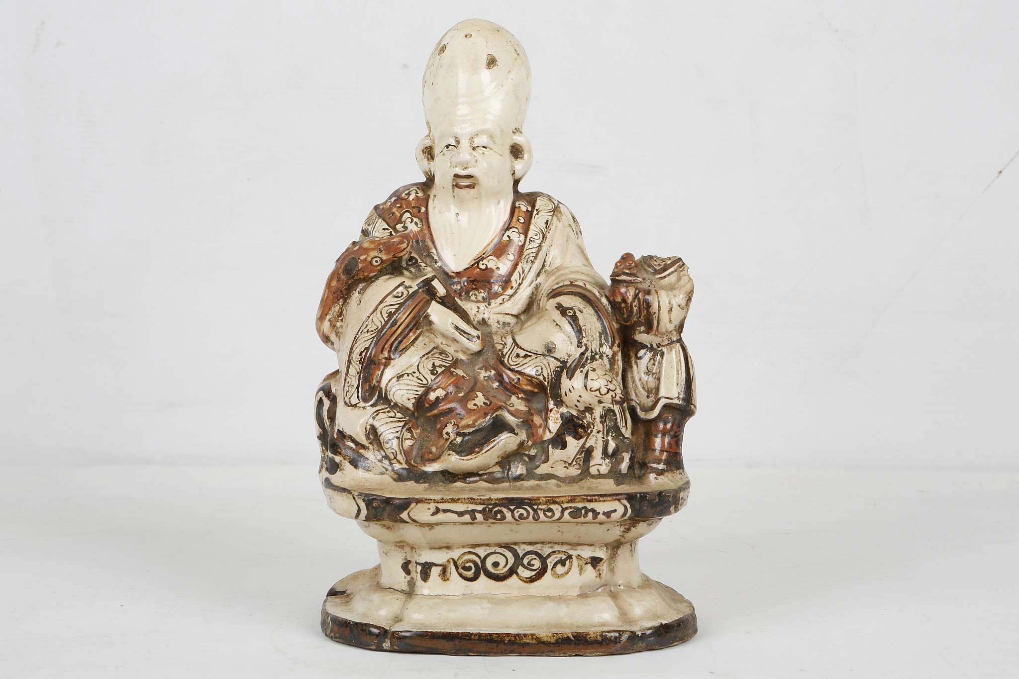 A CHINESE CIZHOU TYPE STONEWARE FIGURE OF SHOULAO. - Image 3 of 8