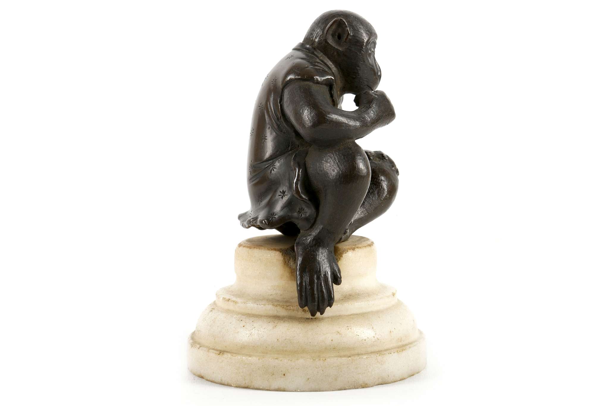 A JAPANESE BRONZE MODEL OF A SEATED MONKEY.  Late Meiji, 19th Century. The right knee raised - Image 2 of 6