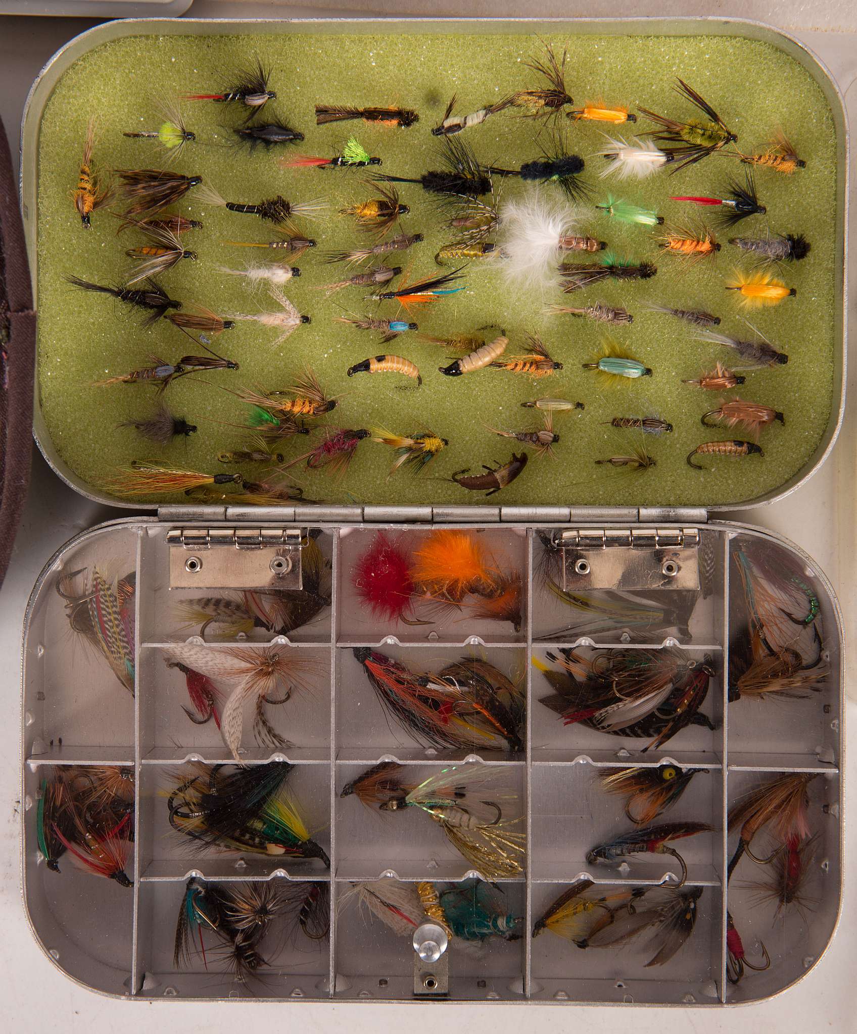 A Wheatley 'Silmalloy' fly box and collection of approx. 100 good, wet and dry flies, sold - Image 4 of 6