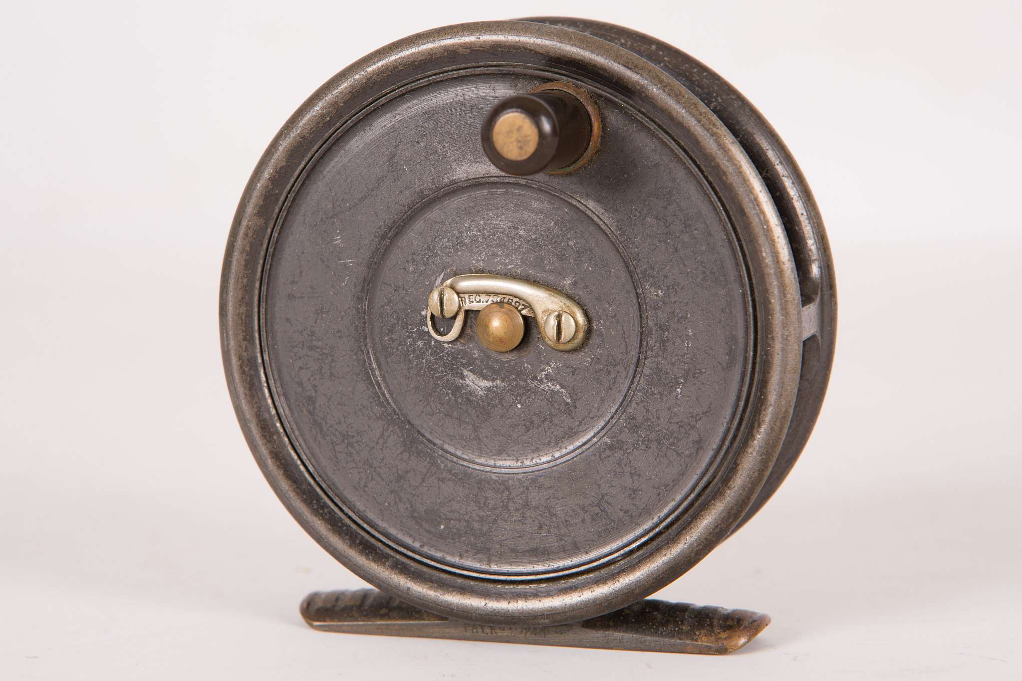 A rare Hardy Bros. 'Unique' fly reel (duplicated Mk. II)