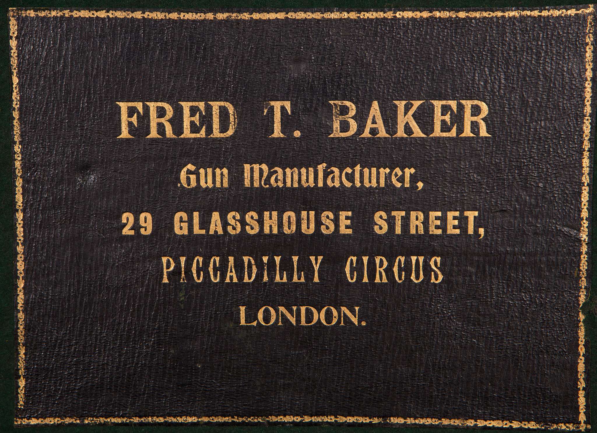 An early 20th century shotgun carry case by Fred Baker of Glasshouse Street, Piccadilly Circus, - Image 2 of 4