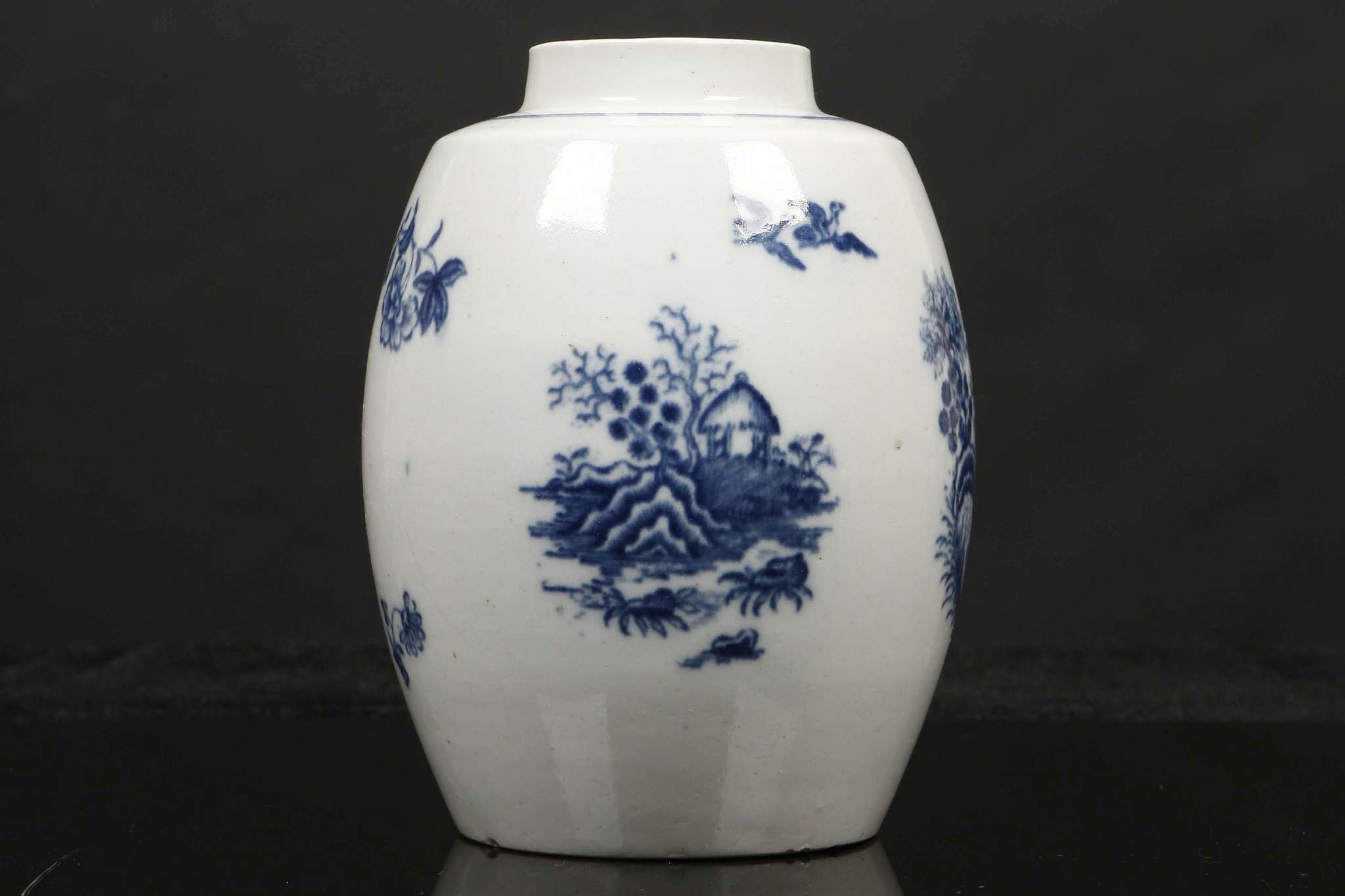 A WORCESTER TEA CANISTER, circa 1770, the barrel form printed in blue with the 'Fence' pattern (10. - Image 3 of 5