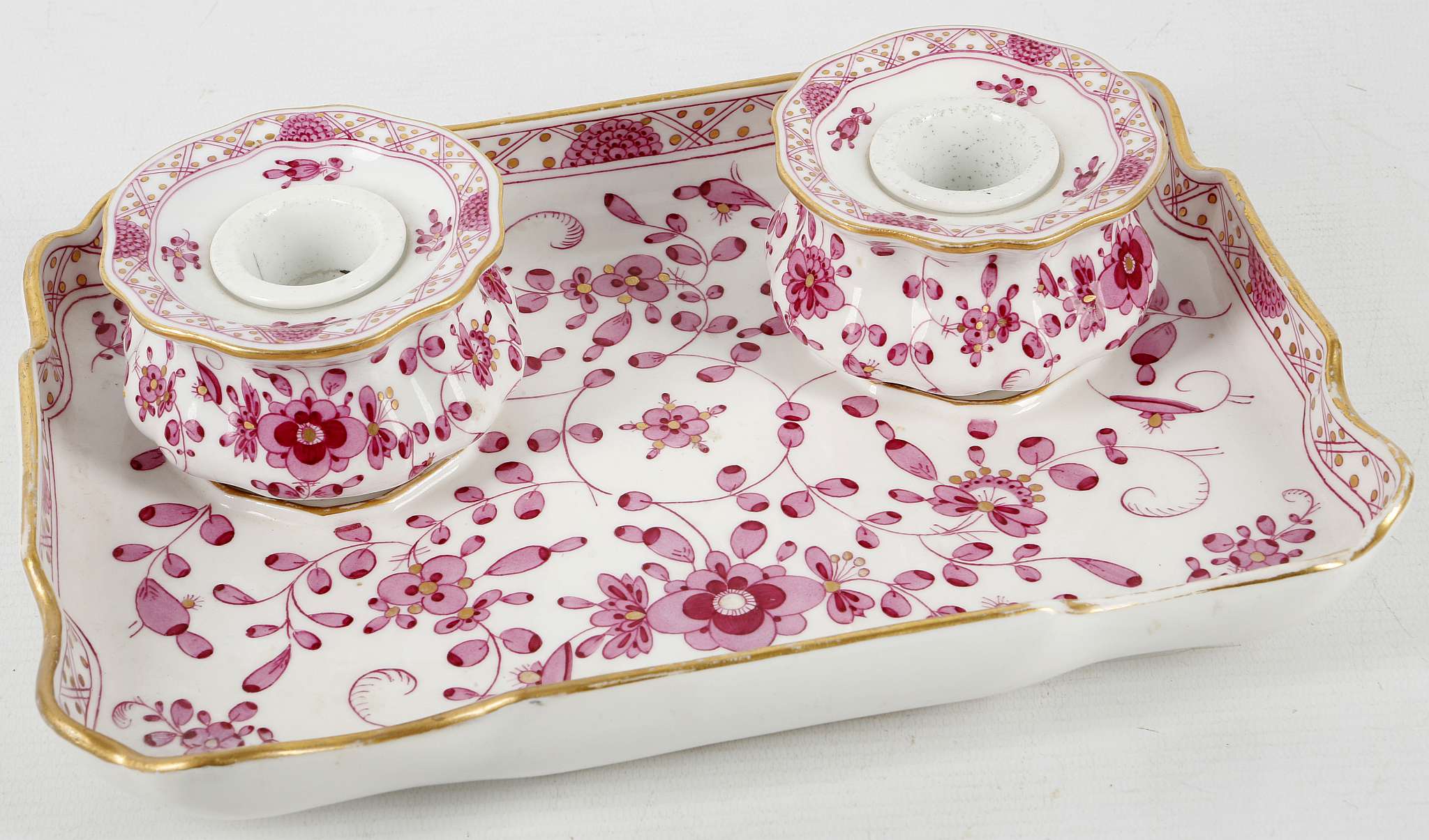 A MEISSEN INKSTAND, 19th century, painted with Indian Pink decoration highlighted in gold, gilt-line