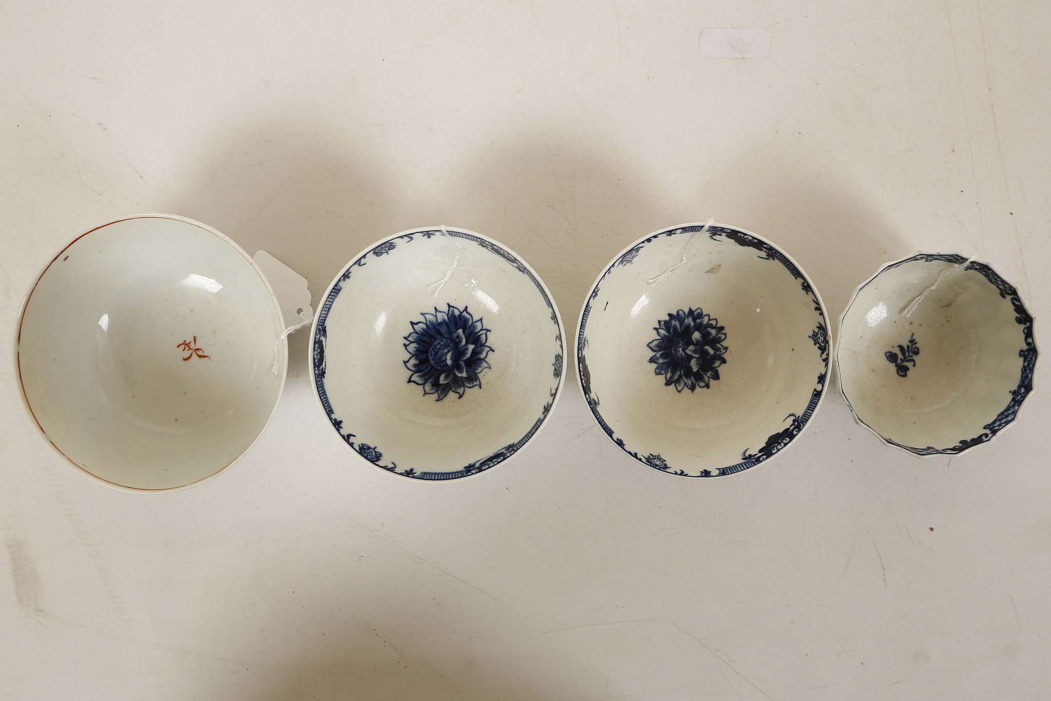A COLLECTION OF ENGLISH PORCELAIN TEAWARES, late 1 - Image 7 of 7