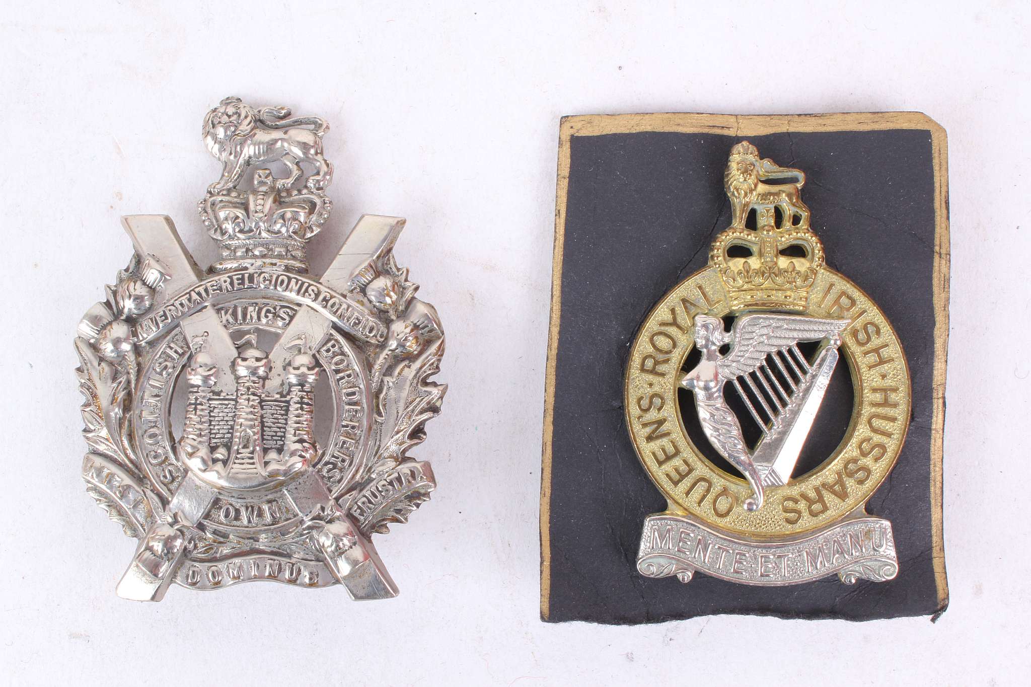 British Army military cap badges; Cameronians, Black Watch & Gordons Scottish Glengarry badges & - Image 3 of 5