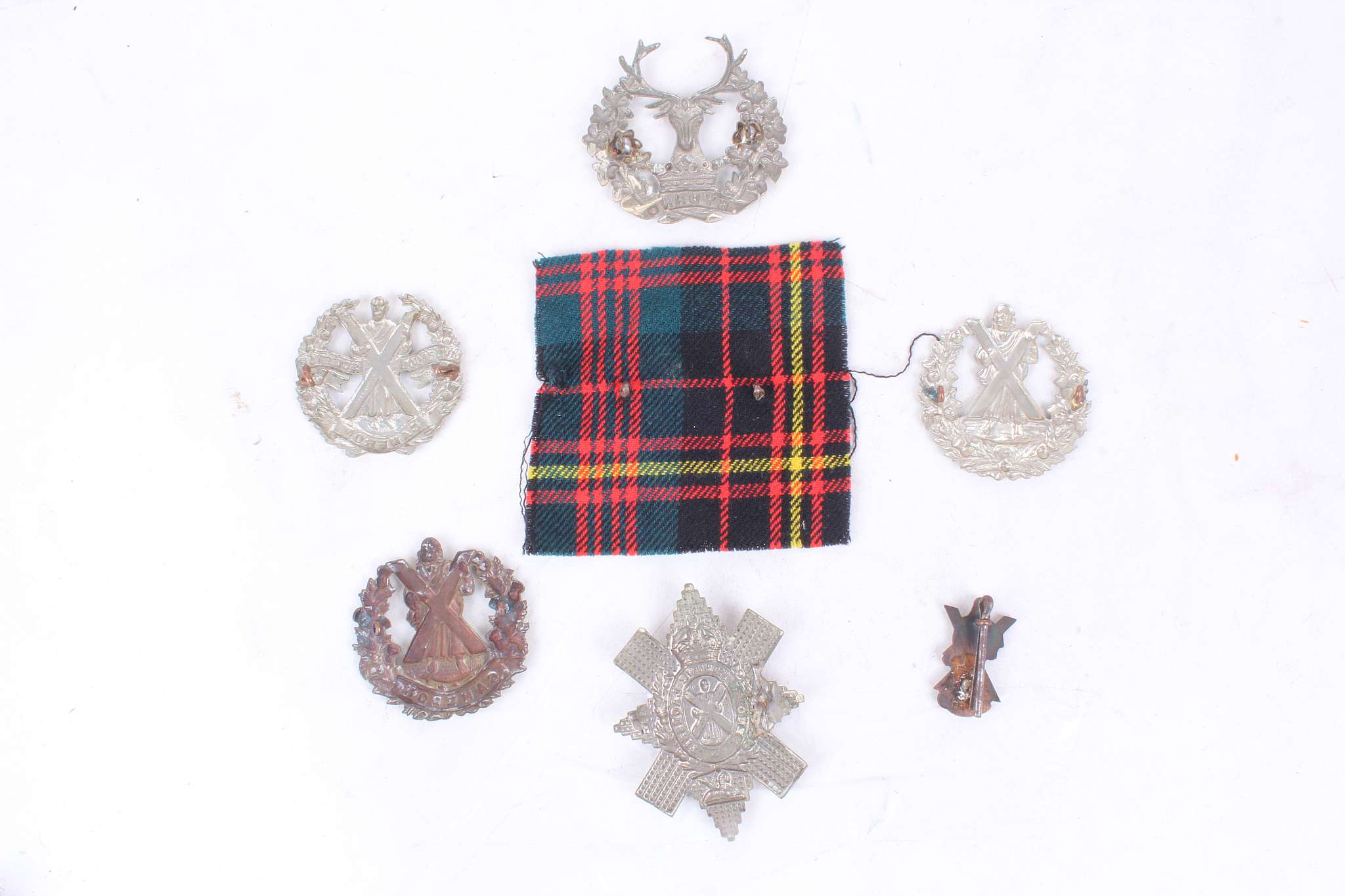 British Army military cap badges; Cameronians, Black Watch & Gordons Scottish Glengarry badges & - Image 2 of 5