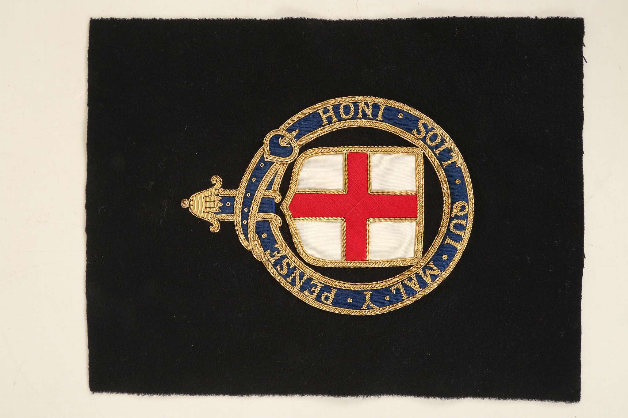 Cloth shoulder titles, bullion badges, sabretache bullion badges and other military badges - Image 3 of 4