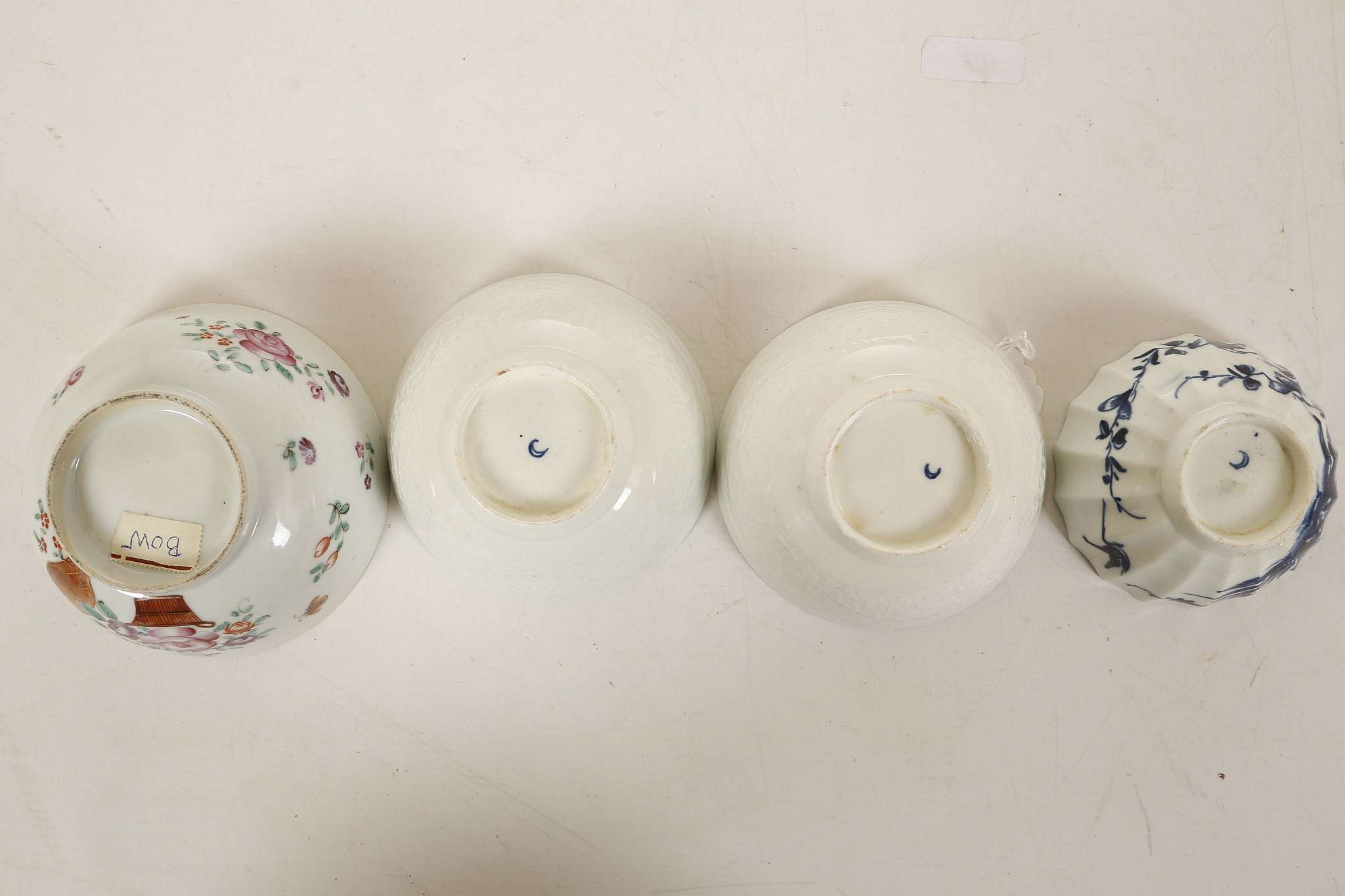 A COLLECTION OF ENGLISH PORCELAIN TEAWARES, late 1 - Image 6 of 7