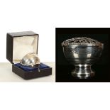 FREEMASON INTEREST: A Walker & Hall silver rose bo