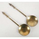 A pair of Victorian hallmarked silver gilt apostle spoons (2)