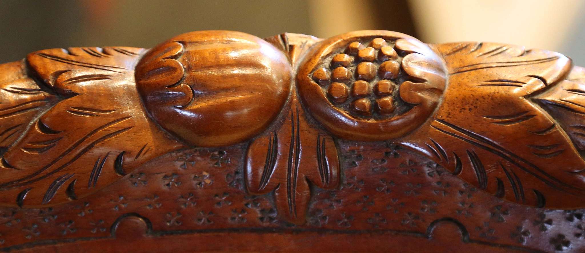 A mahogany salon chair, fruit and nut carving to back, silk decorated buttonback acanthus - Image 3 of 3