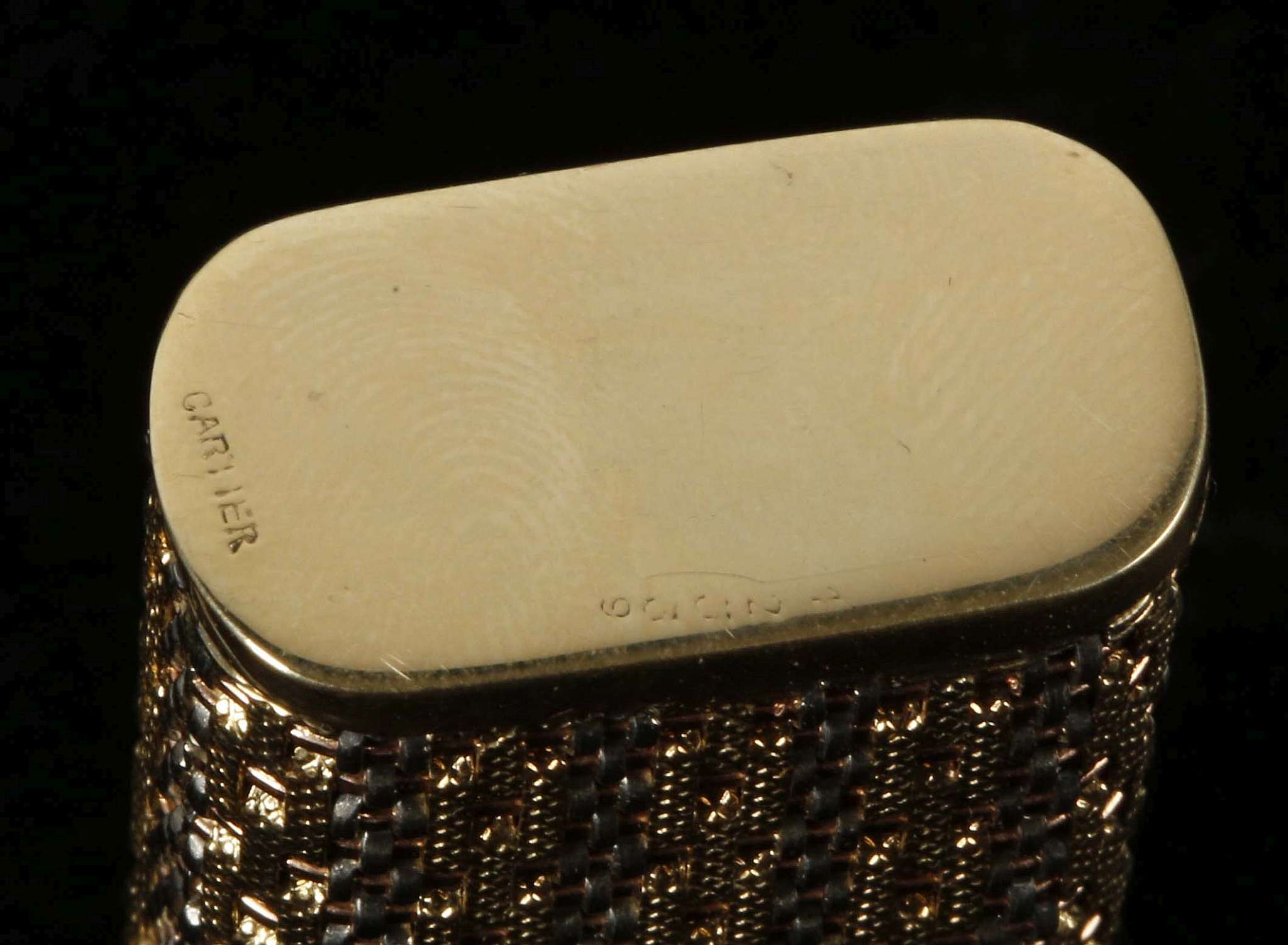 An 18ct gold Cartier cigarette light, with Dunhill mechanism - Image 4 of 4