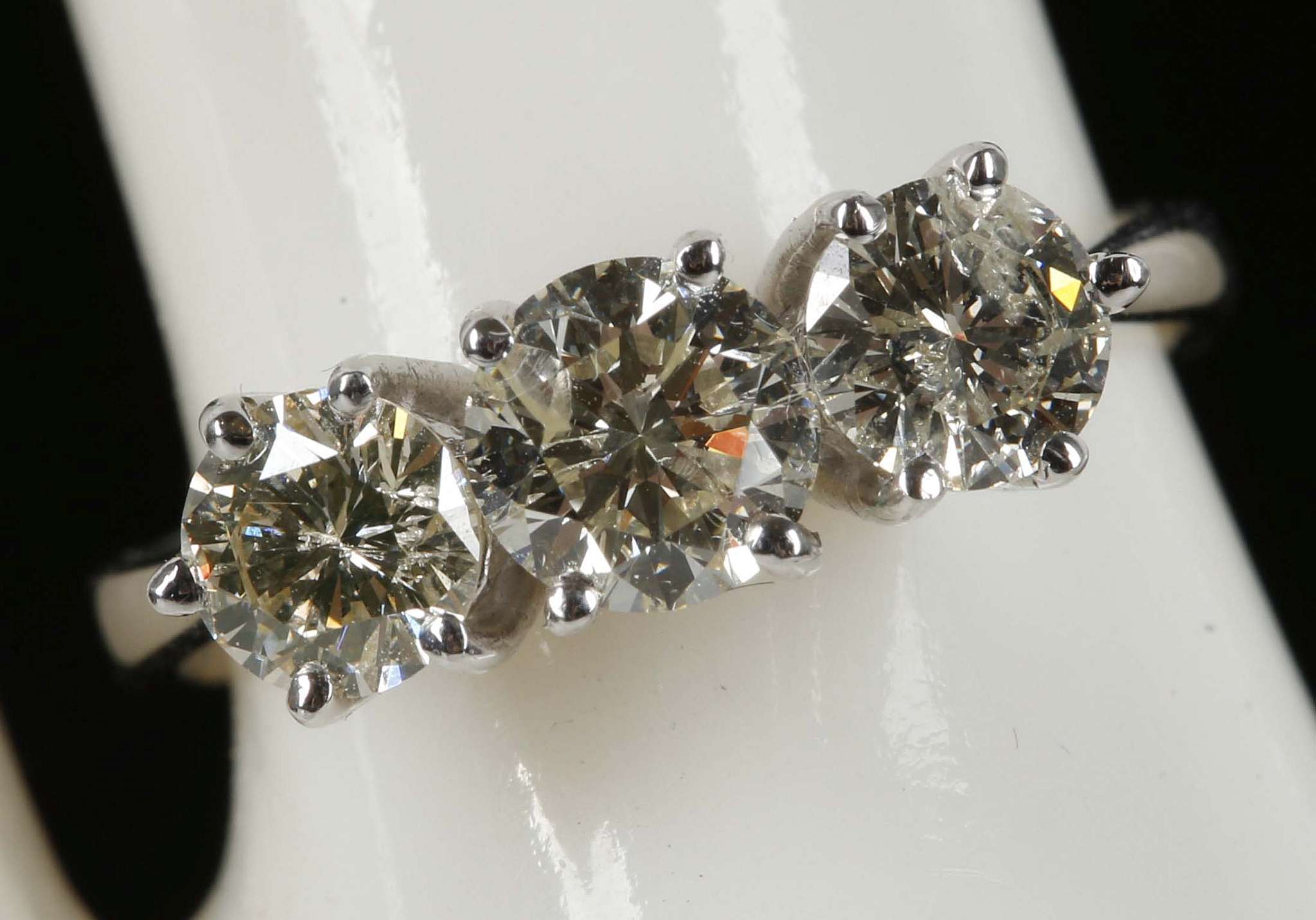 An 18ct white gold, 3 stone diamond ring, 1.42ct