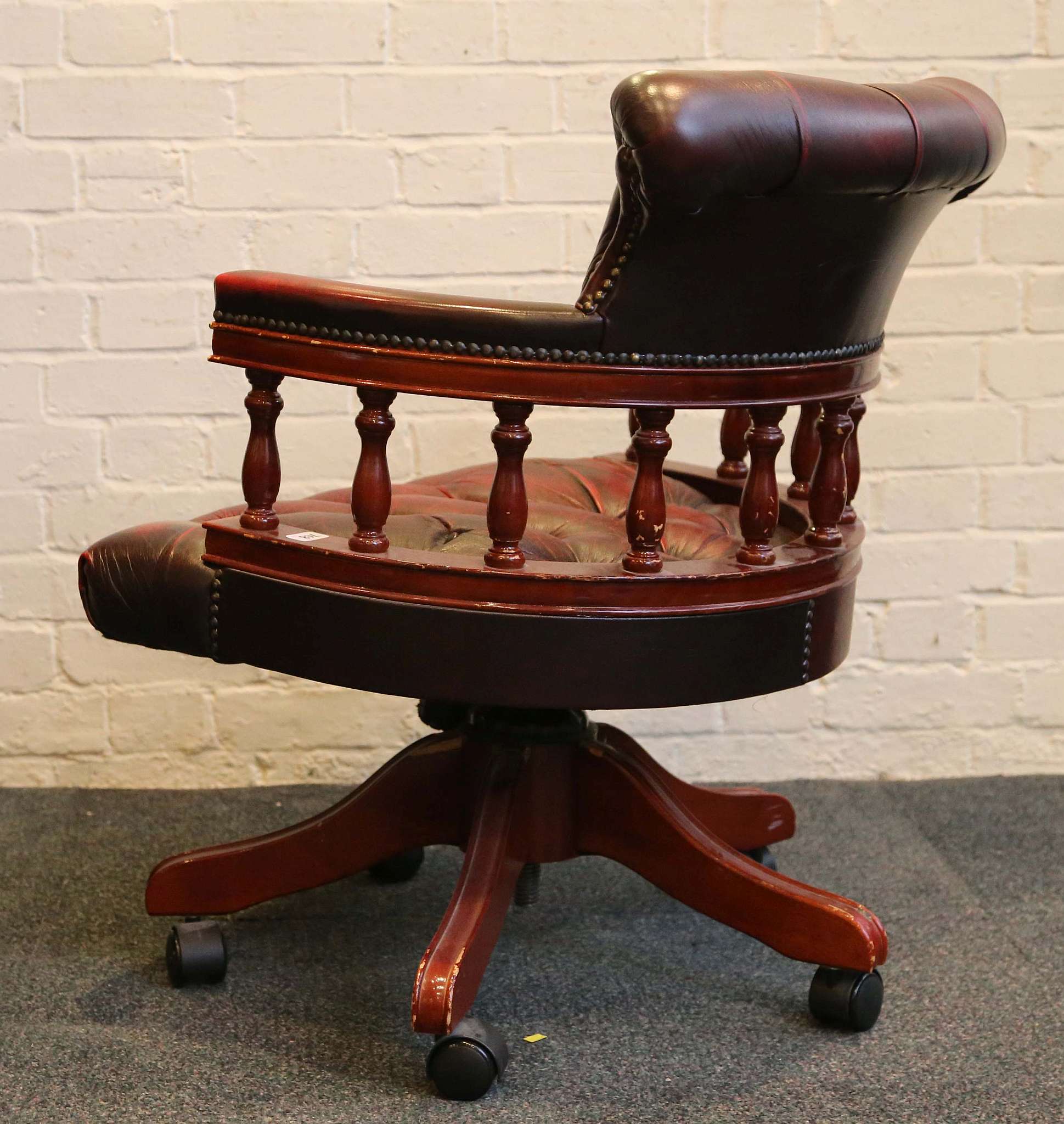 A captain's / office chair, claret buttonback and seat - Image 2 of 3