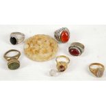 Chinese jade medallions, seal ring and others (7)