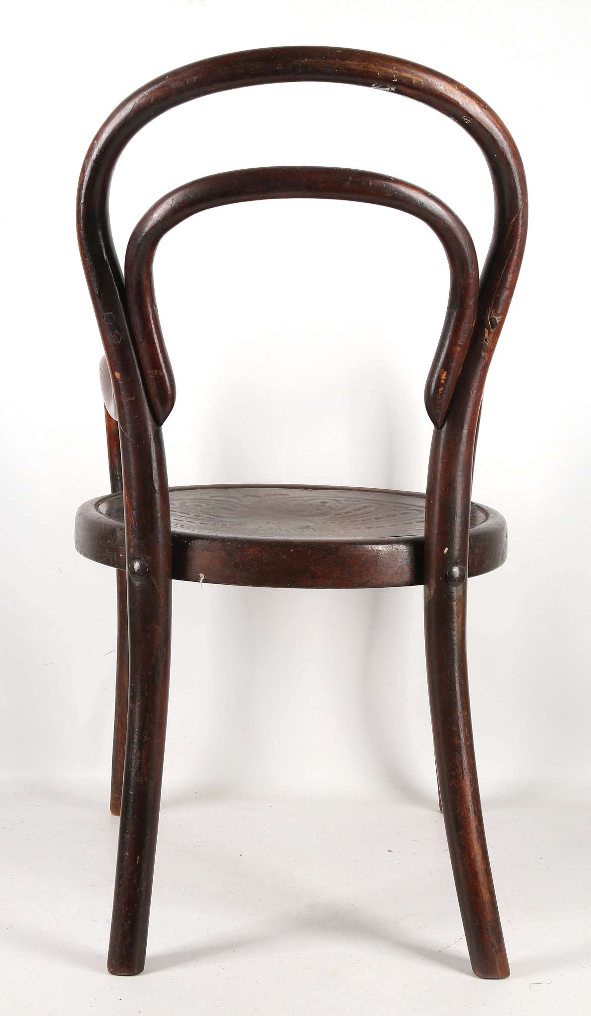 A Thonet child's bentwood chair, arms, fan decorat - Image 4 of 6