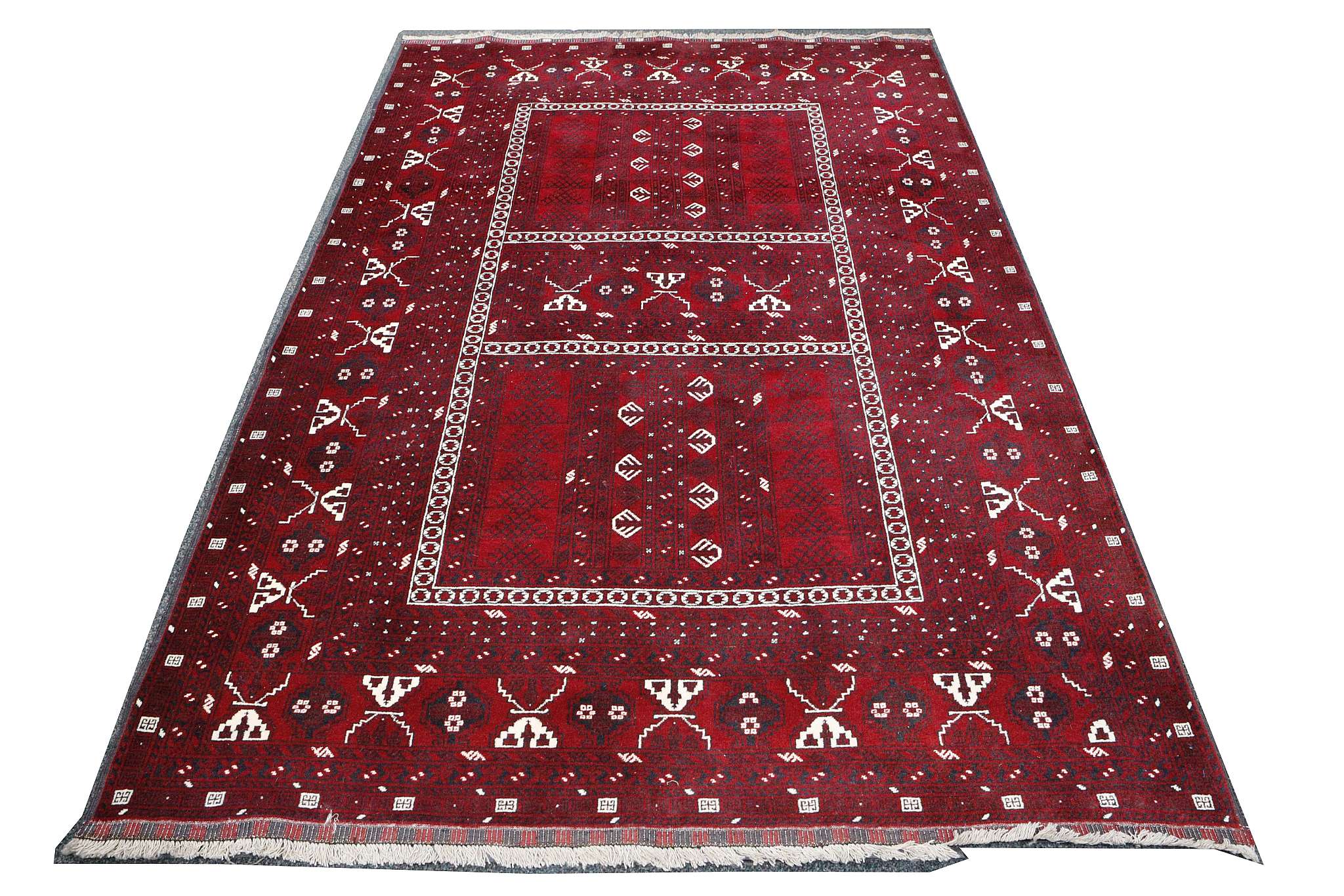 Afghan Hutchlu carpet, 2.36m x 1.58m, condition ra